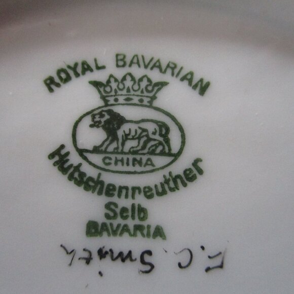 Antique 12 in. Oval  Serving Platter, hand painted with roses, signed FC Smith, - Picture 6 of 7